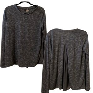 EUC Level Eight Large Top w Slit of Sheer Material in Back